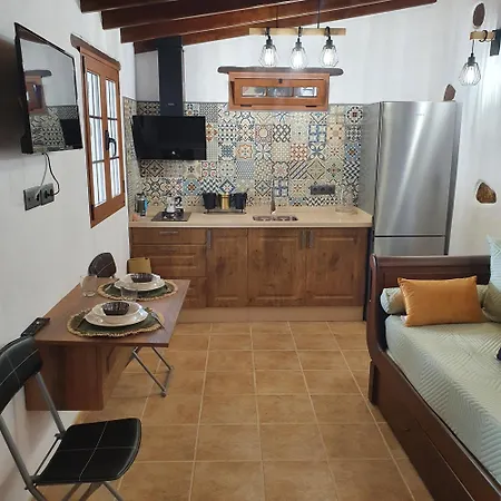 La Gallania De Papa Pepe Tatil Evi Santa Lucia